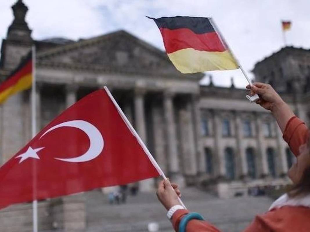 Almanya, Türkiye'den 75 bin lira maaşla işçi arıyor! Eğitim şartı aranmayacak... 1